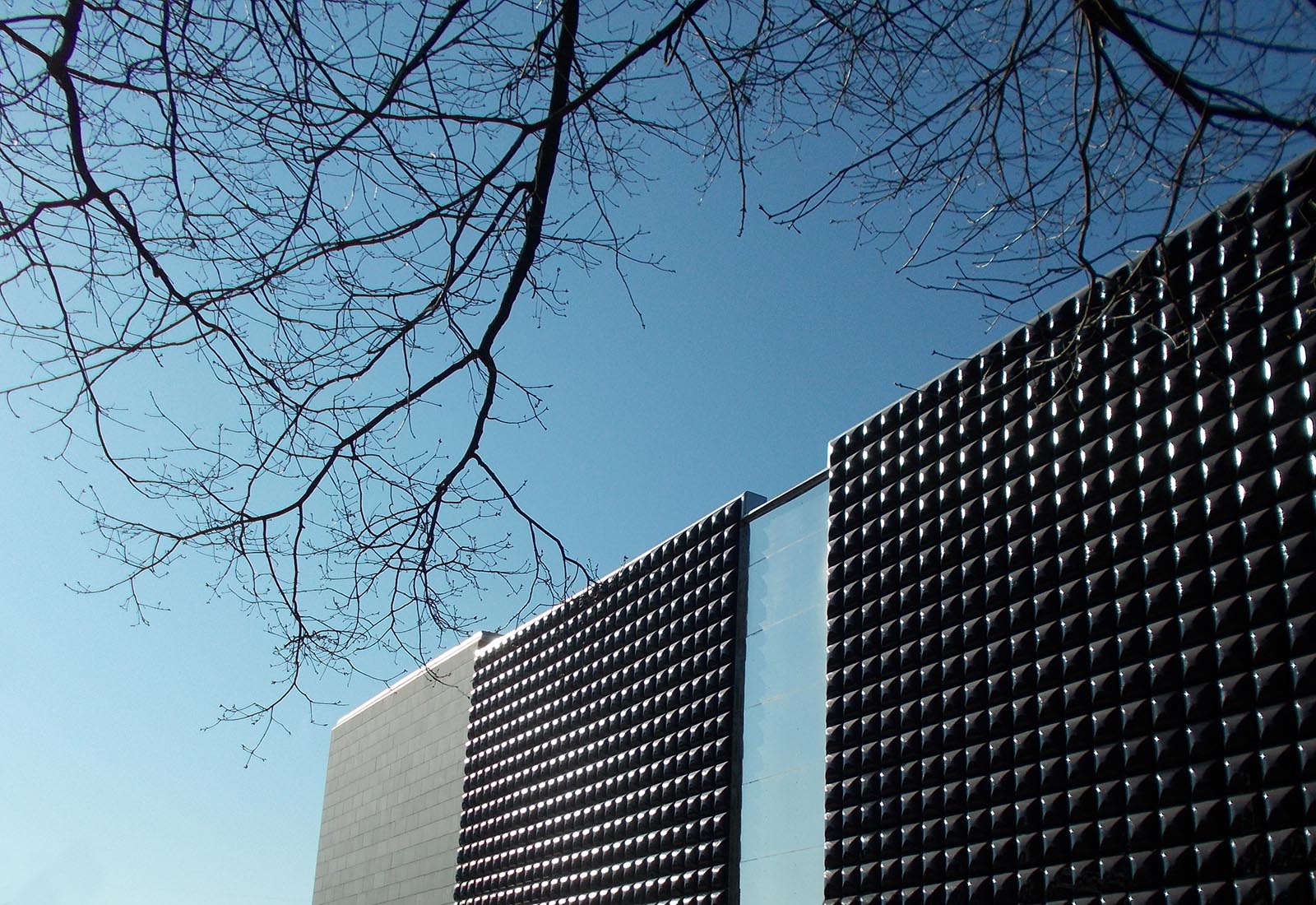 Esselunga mall Macherio - Detail of the north-east side façade