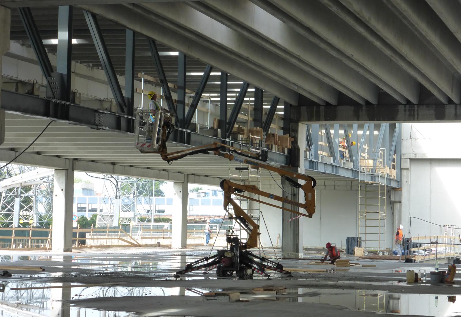 Esselunga Adriano mall Milan - The superstore construction site