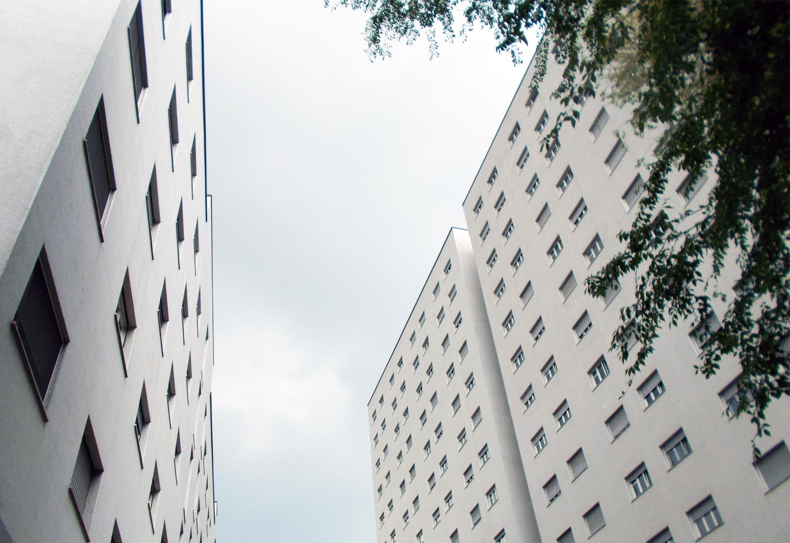 University residence in Corridoni street Milan - View of the three buildings of the ensemble