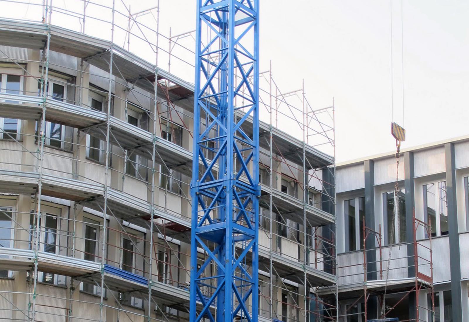 Manzoni school center in Milan - The reconstruction of the facades