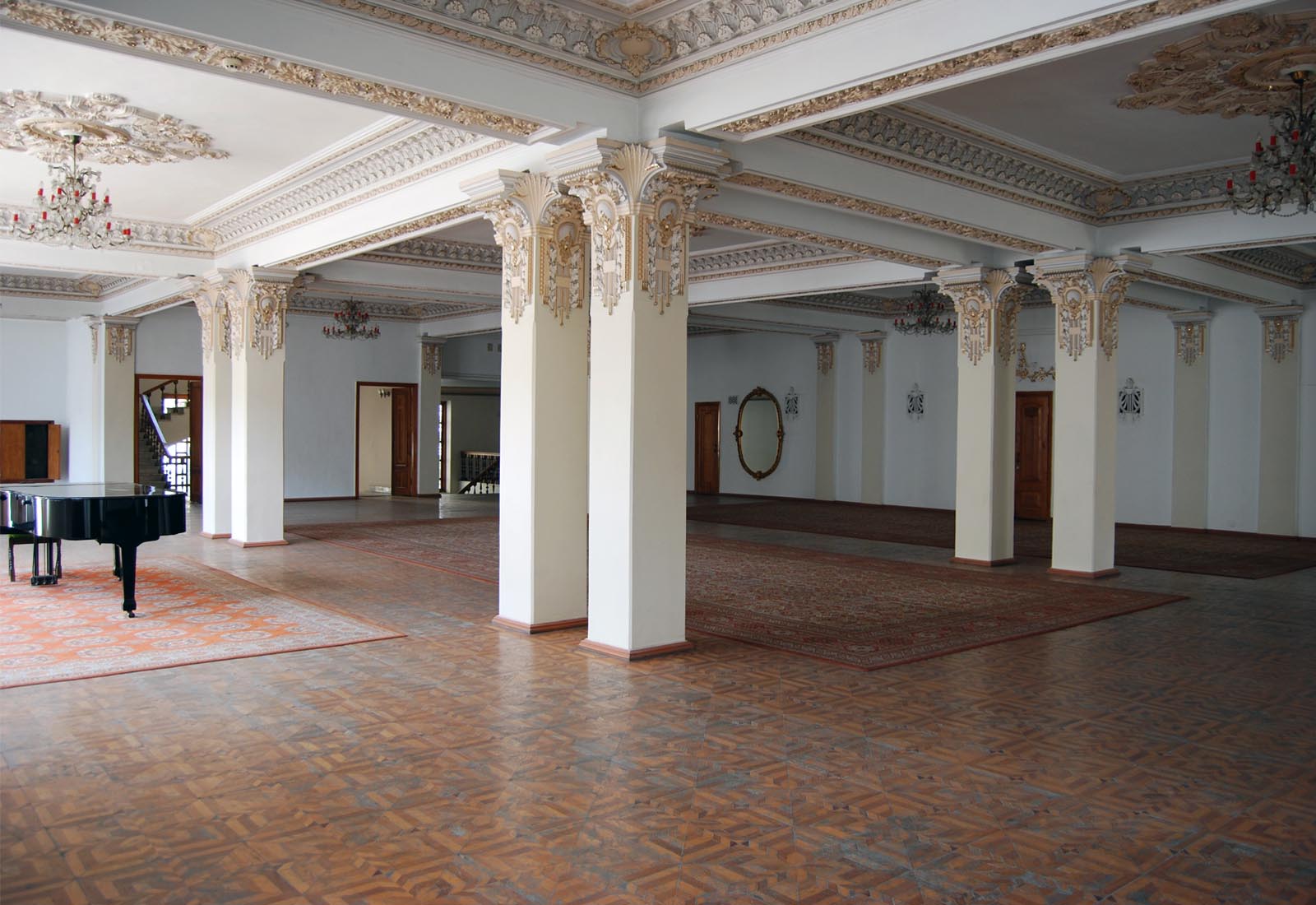 Baku Opera and Ballet Theatre - The foyer on the second floor - Current situation