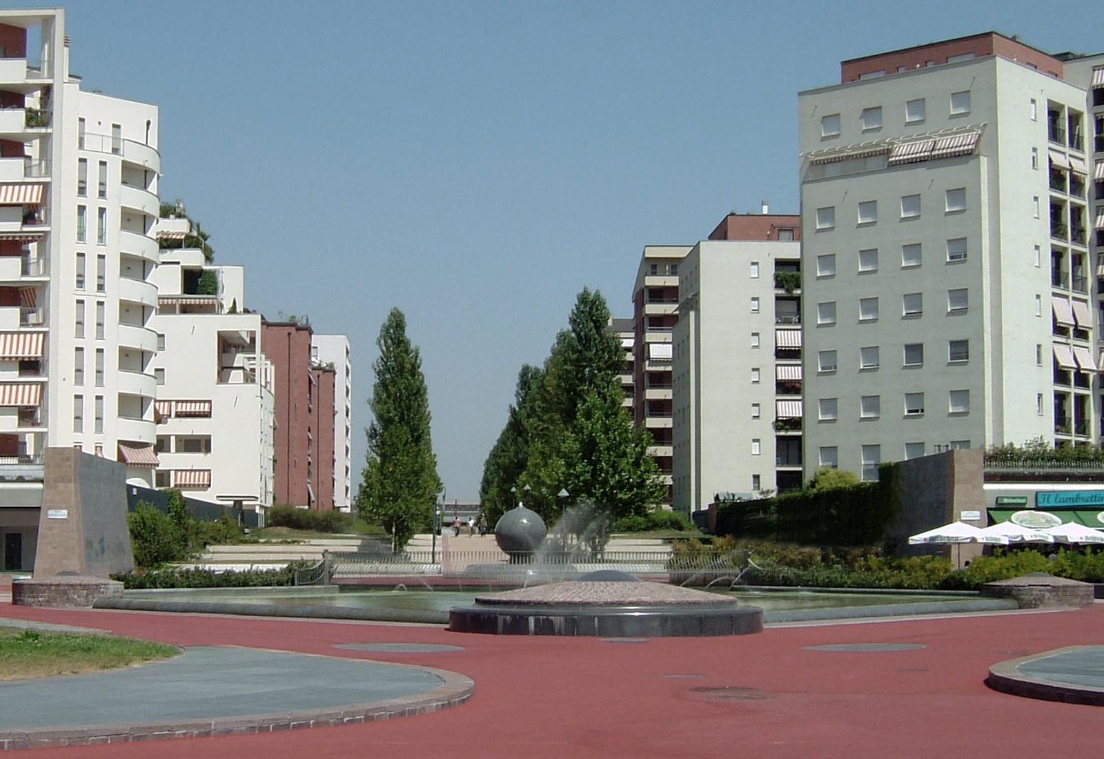 Vigili del fuoco square in Milan - View