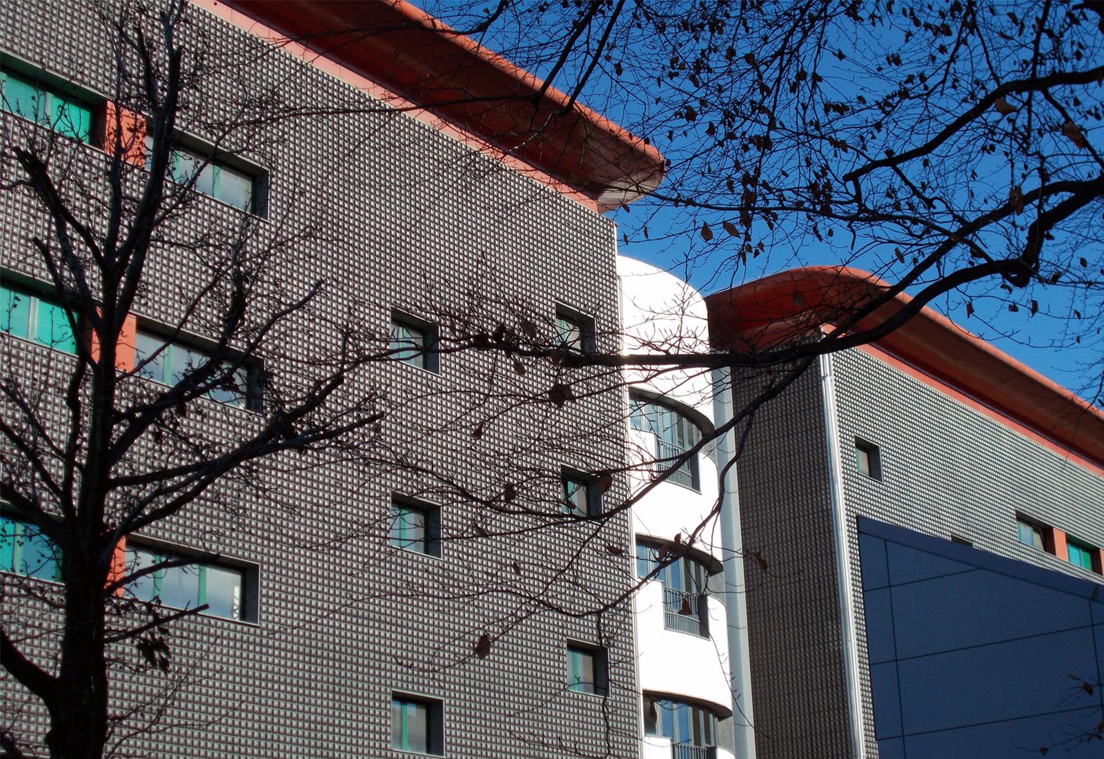 Building 22 Politecnico di Milano - The south facade