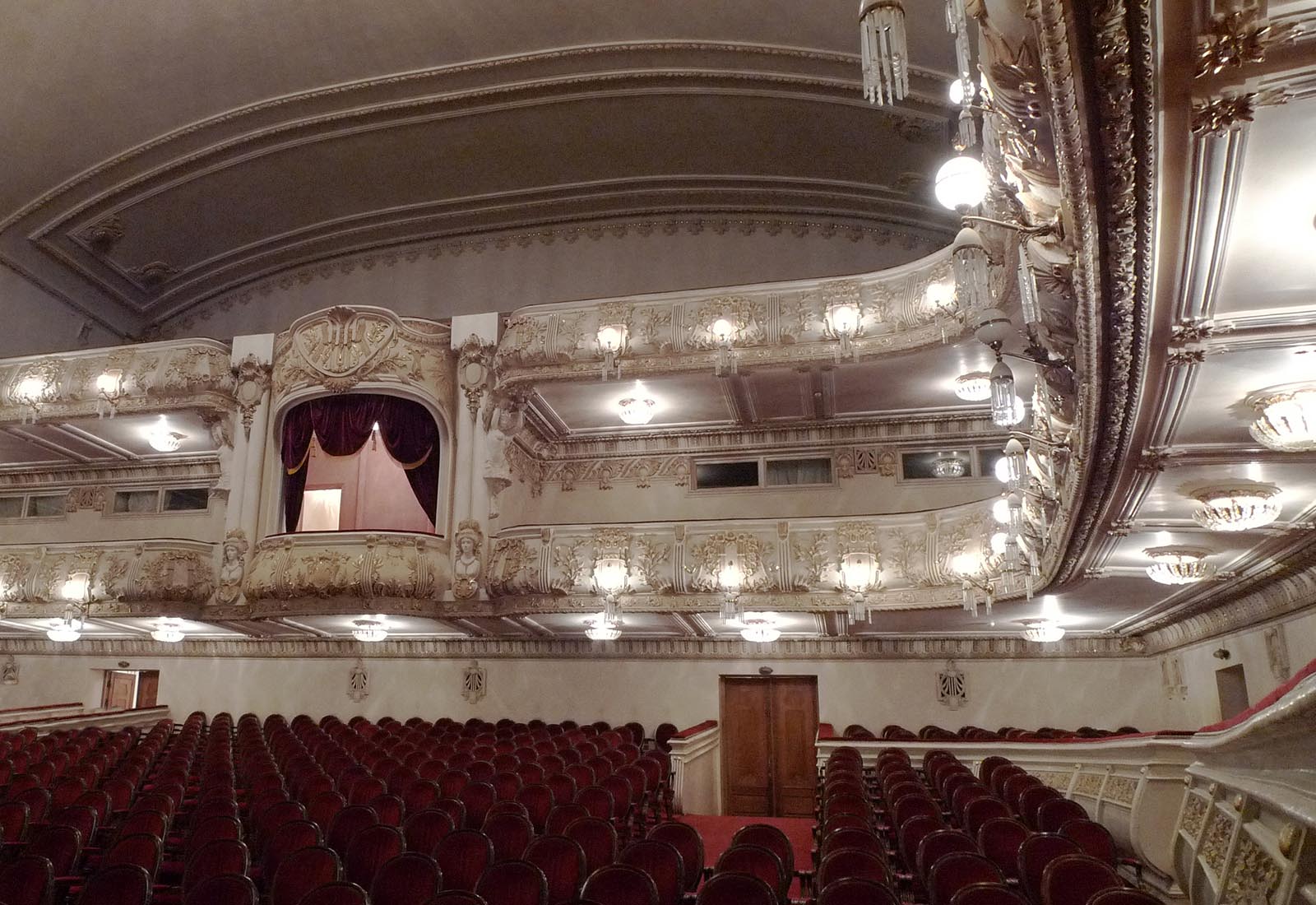 Baku Opera and Ballet Theatre - The hall - Current situation