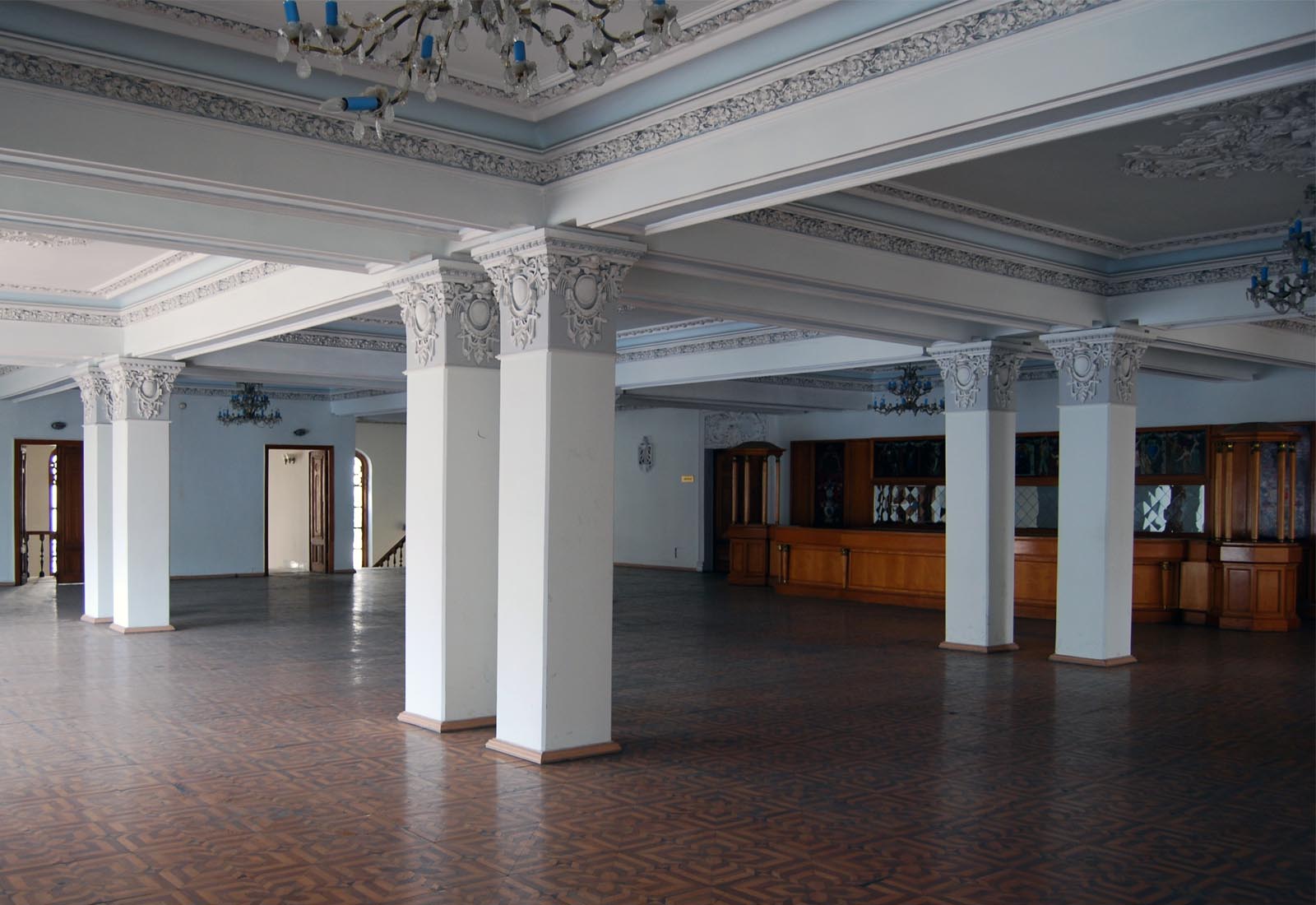 Baku Opera and Ballet Theatre - The foyer on the third floor - Current situation