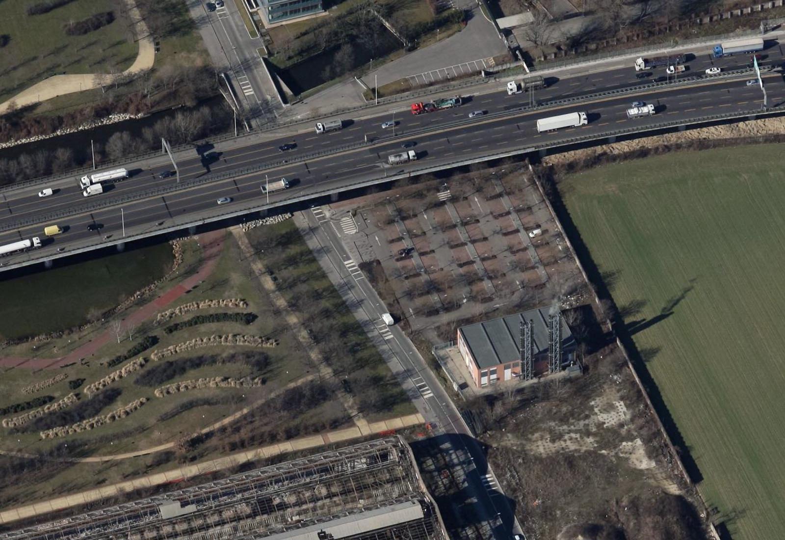 Parking lots in the Rubattino area Milan - Aerial view parking area P2