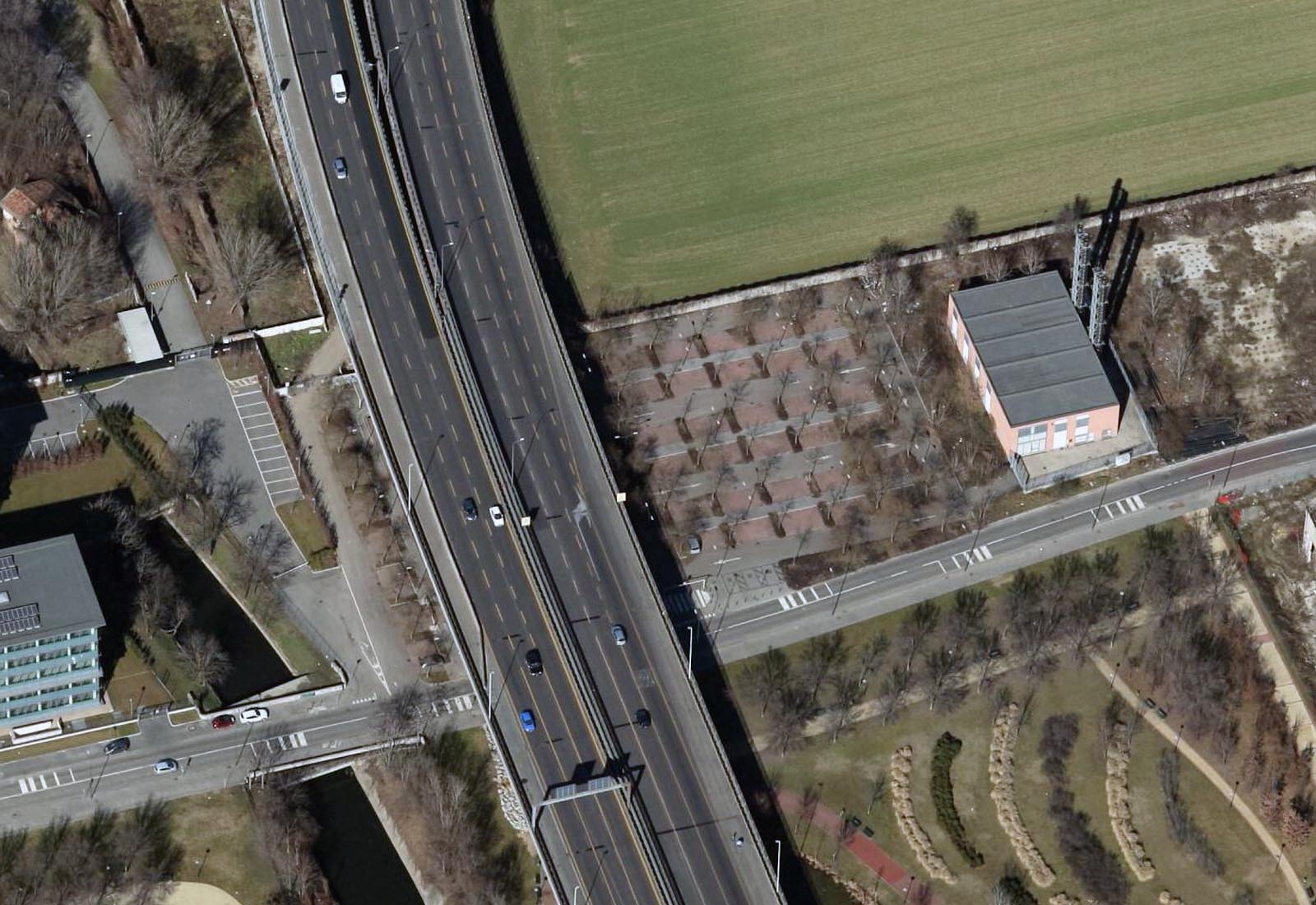 Parking lots in the Rubattino area Milan - Aerial view parking area P2