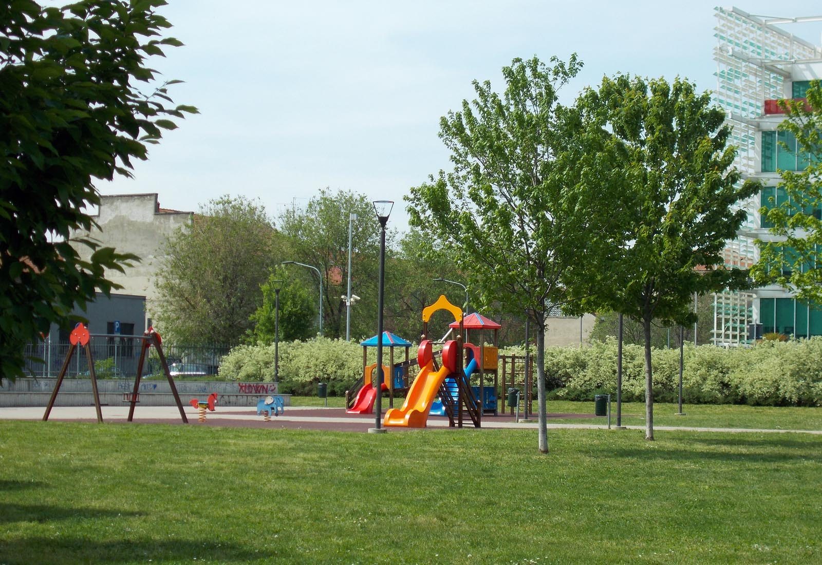 Urbanization works Grazioli area Milan - The children play area in the park