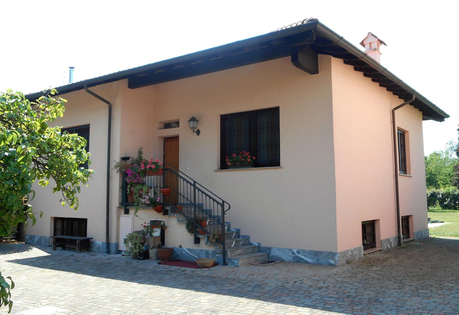 Conformity assessment for a house in Robecchetto con Induno - View