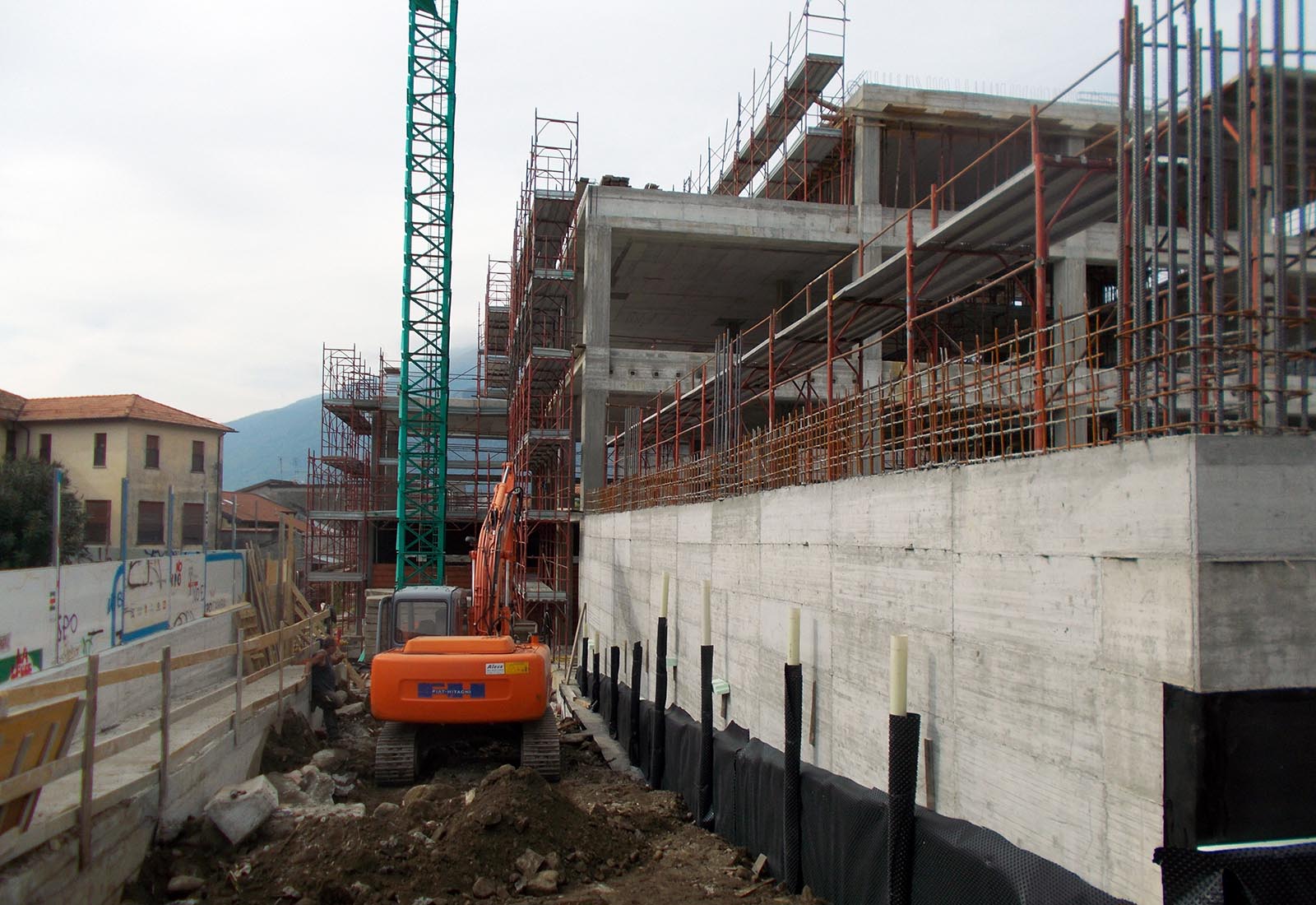 Primary school in Gravedona - The building site