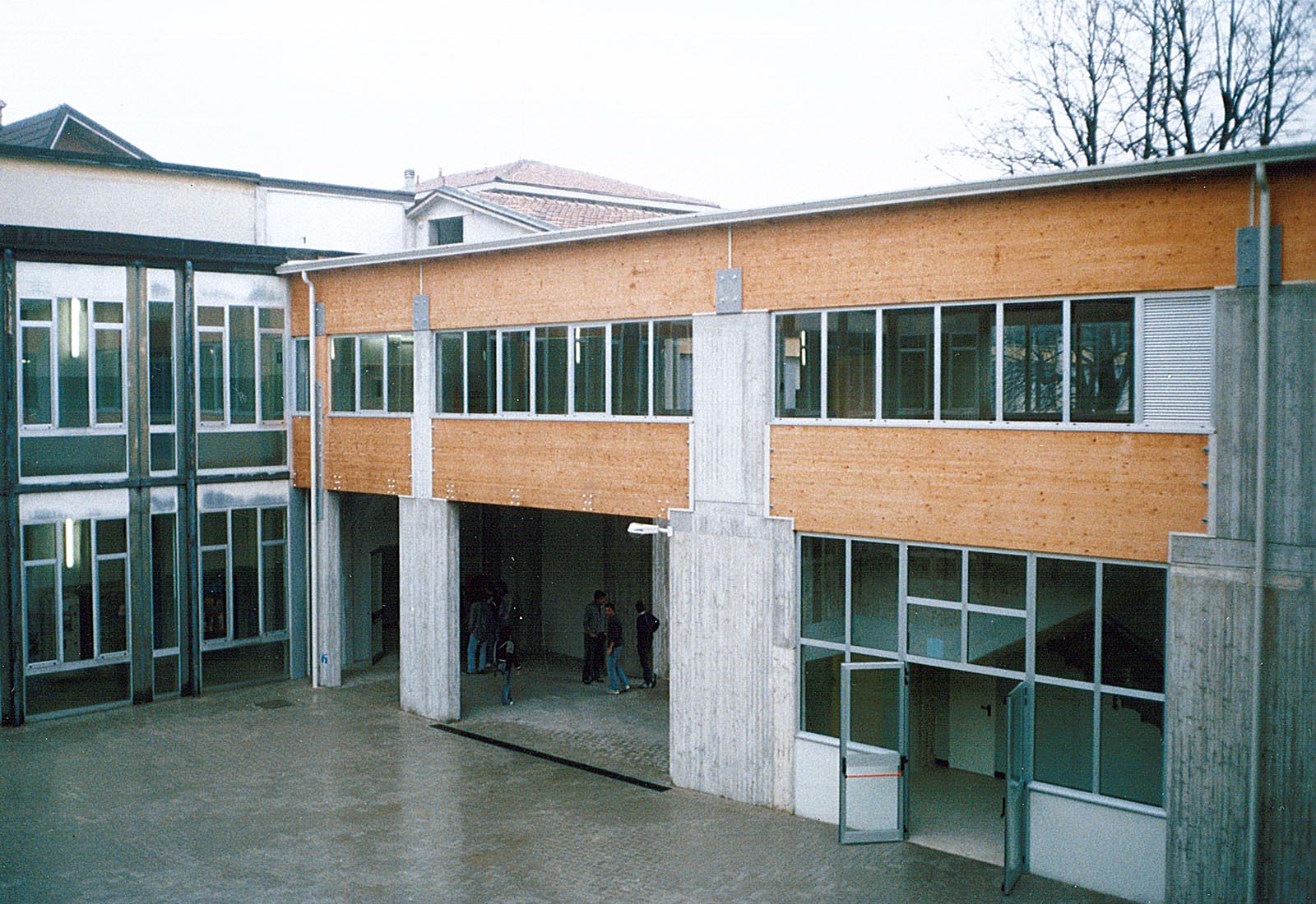 Poliplesso scolastico a Melegnano - Vista