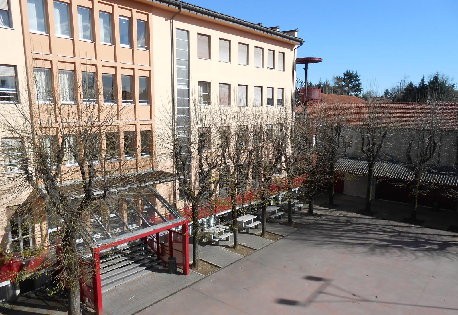 Fire risk assessment school building San Carlo in Rho - The inner courtyard