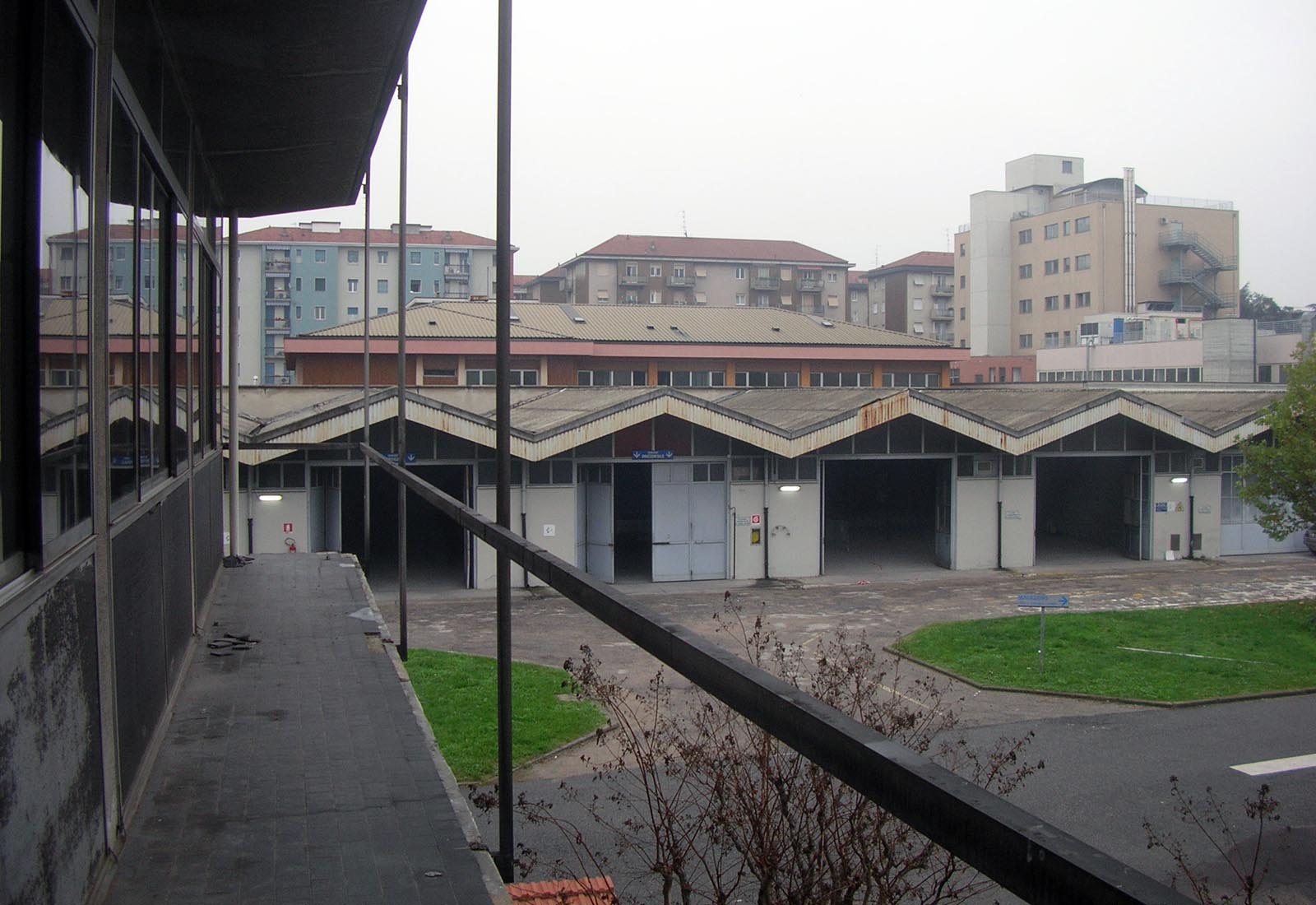 Public office building in Trentacoste street in Milan - View