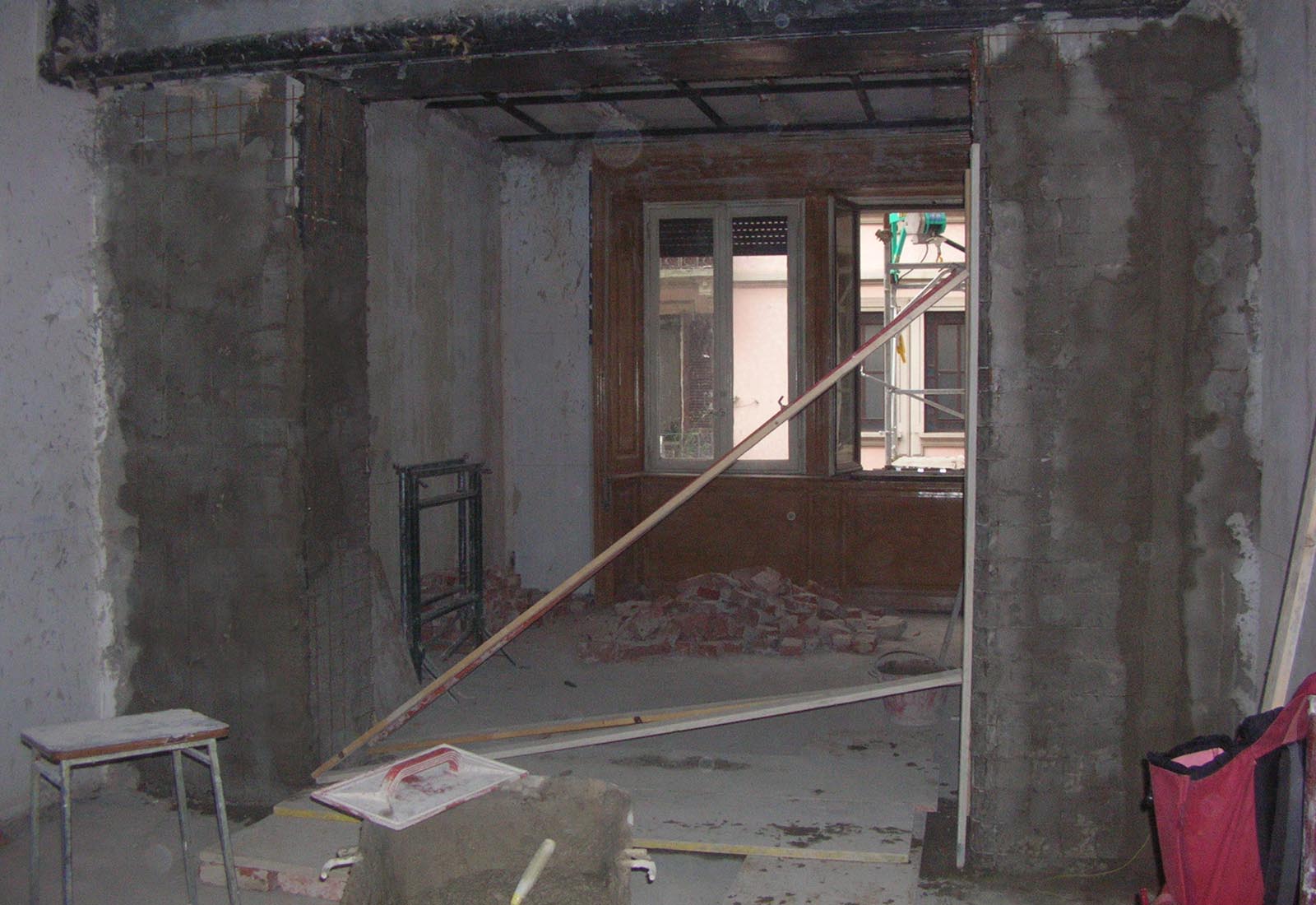 Apartment renovation in Sempione boulevard in Milan - The building site