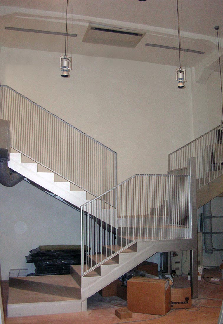 Office flat in Pietrasanta street in Milan - Detail of the staircase