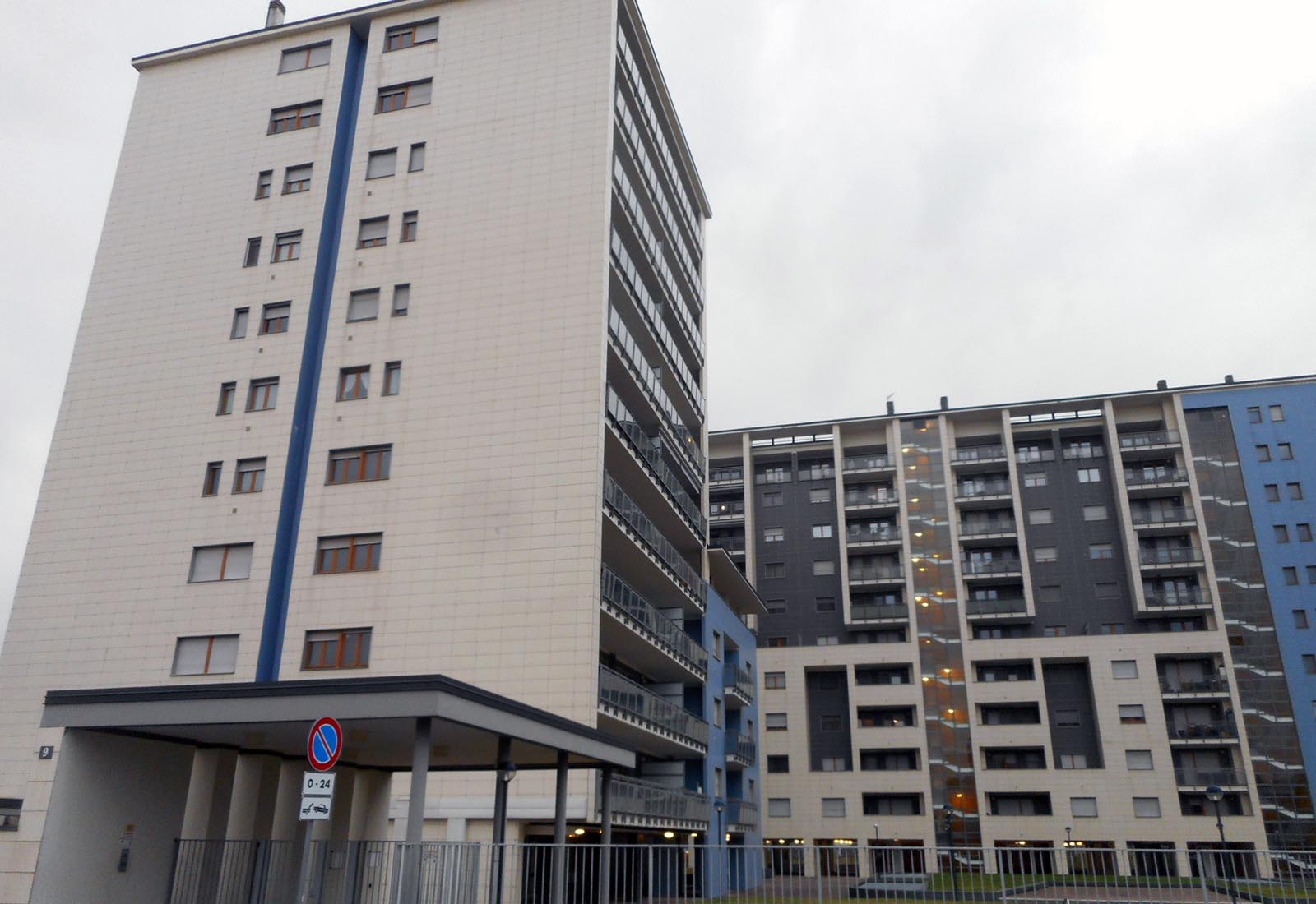 Aquitania residential building in Milan - View