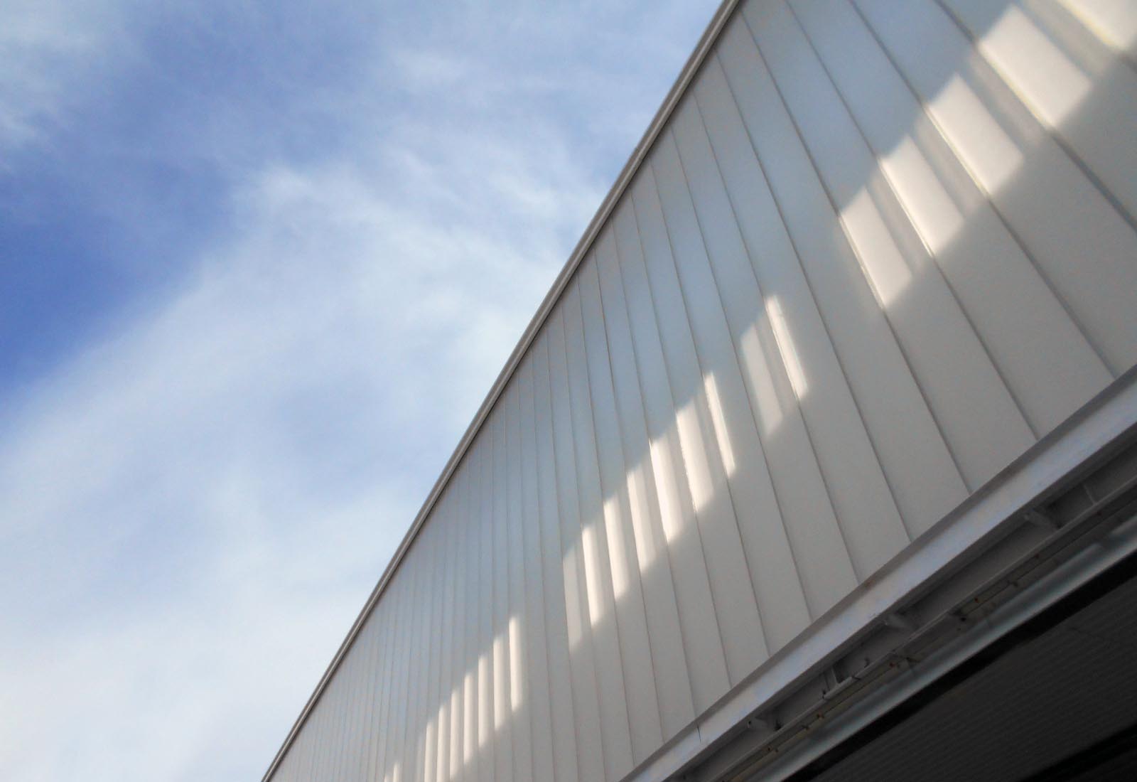 Esselunga Cassala shopping center Milan - Detail of the facade