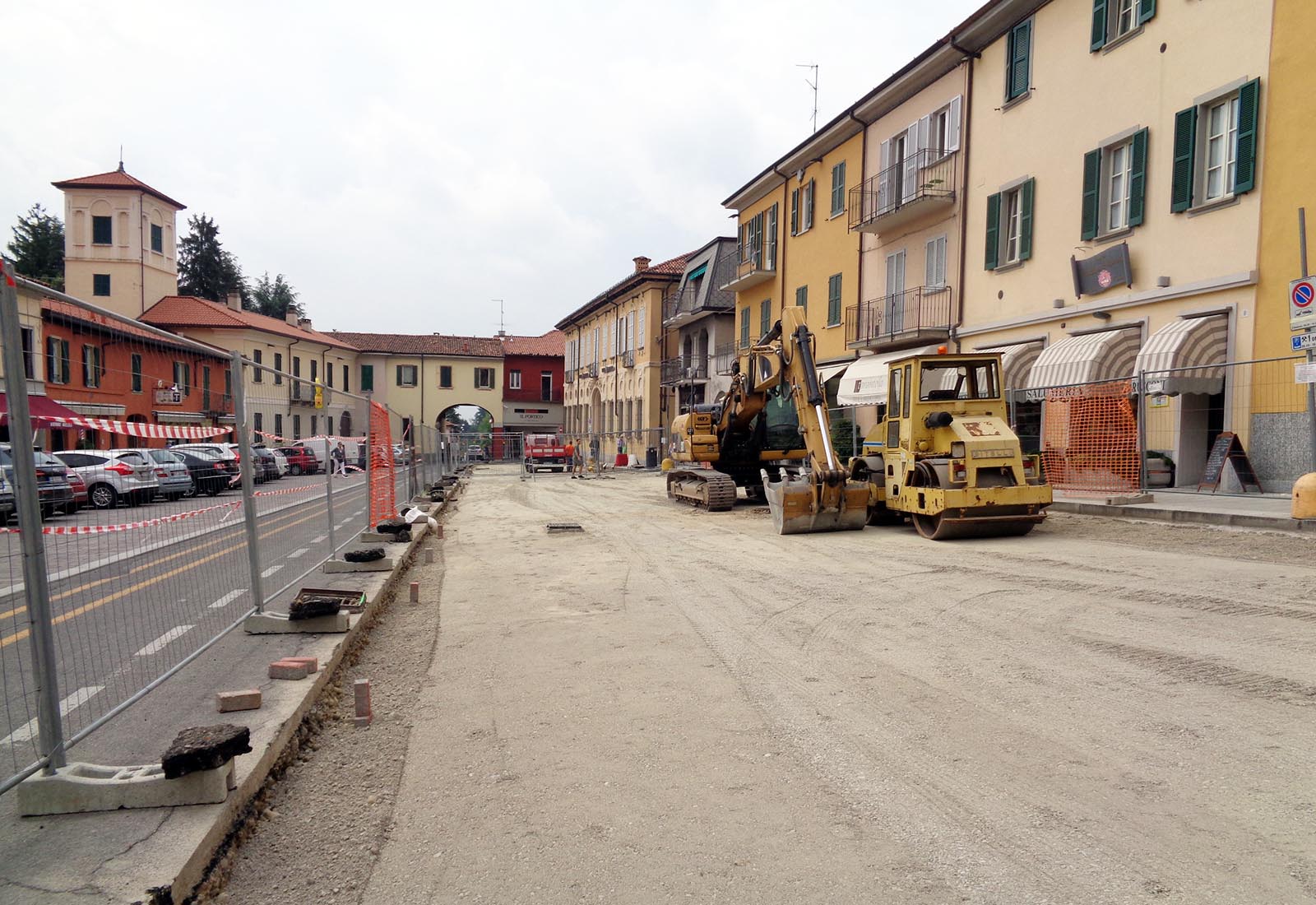 Piazza Libertà ad Appiano Gentile - Il cantiere