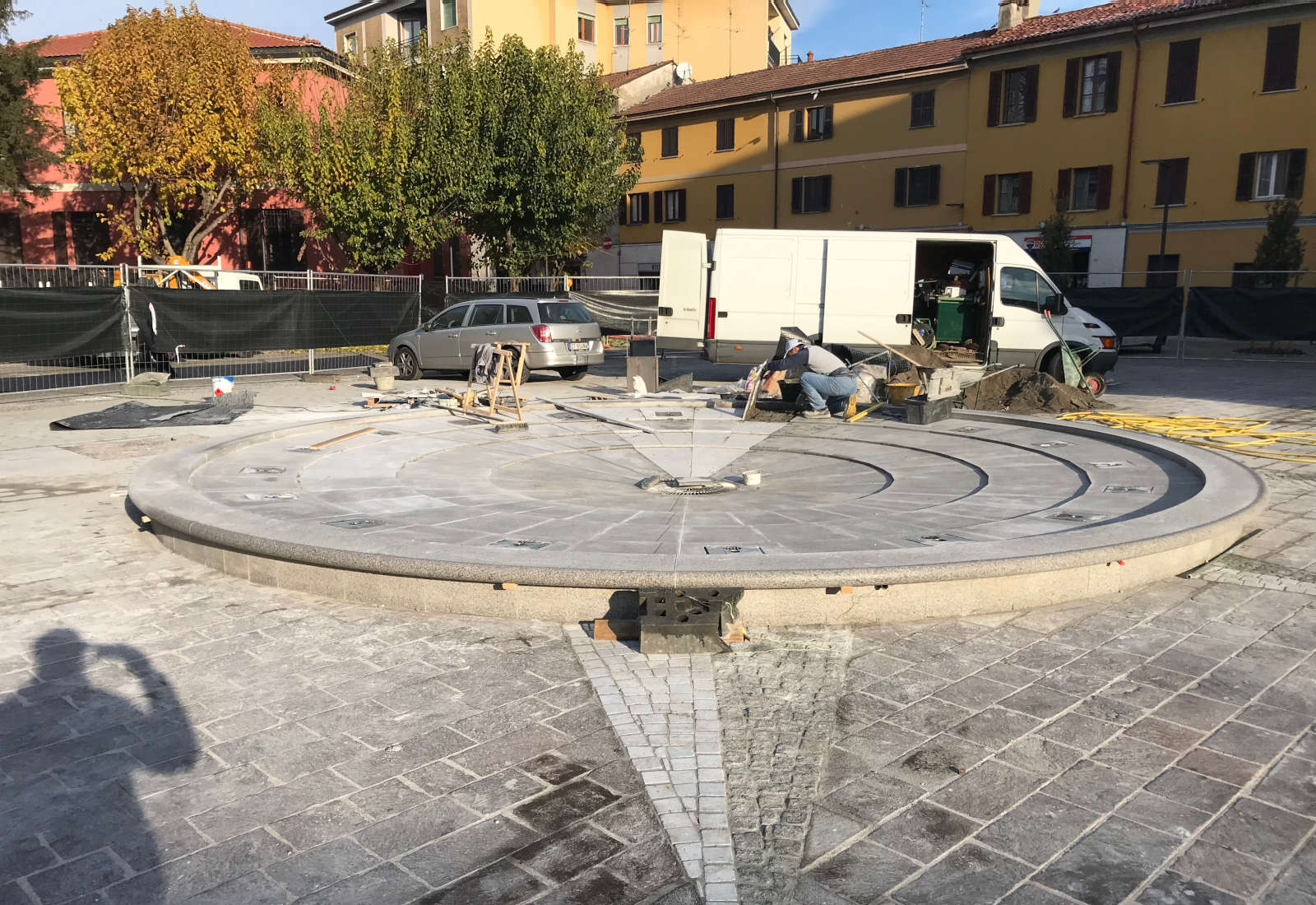 Urbanization works Piano del Centro in Brugherio - The construction site in Roma square