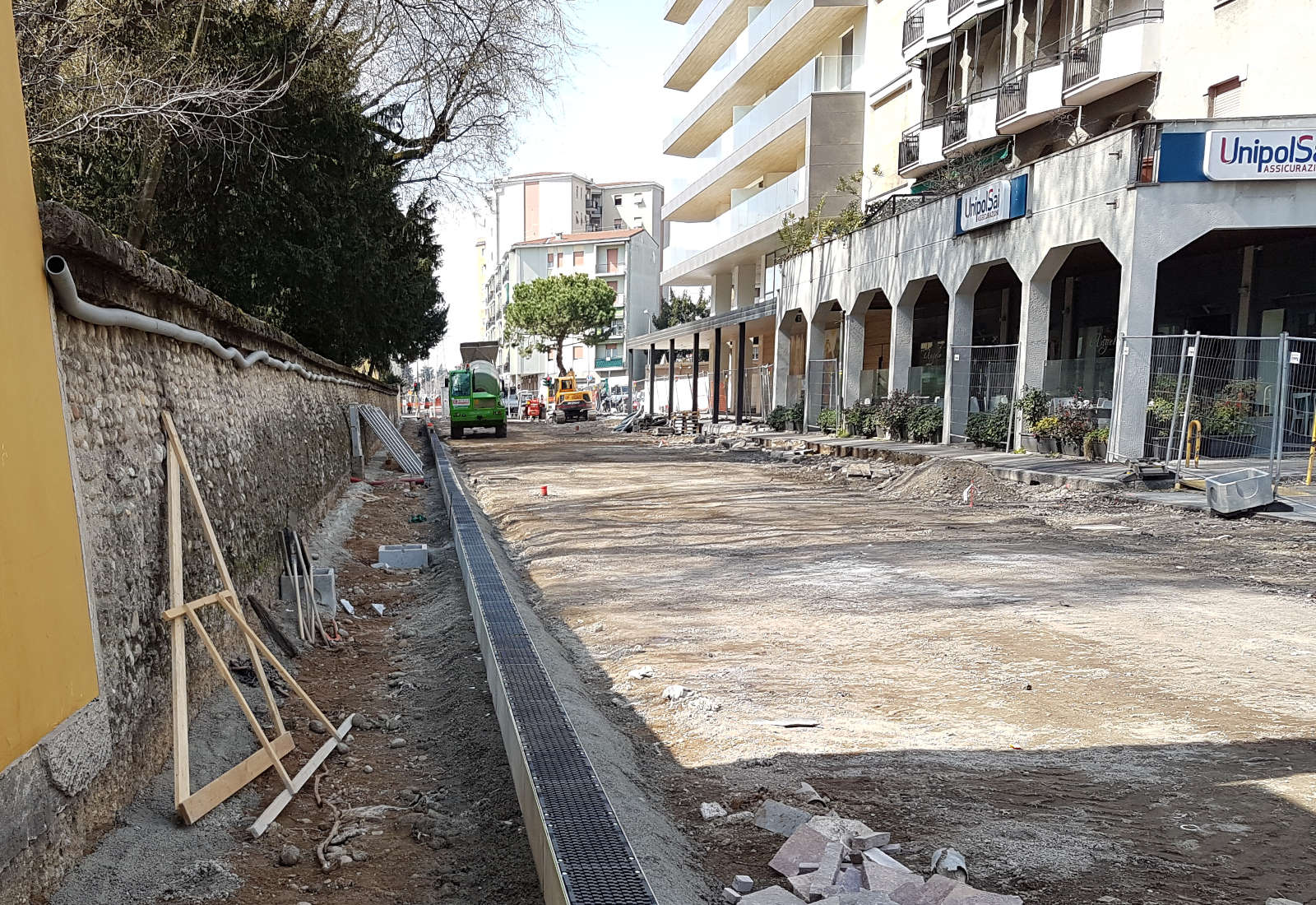 Urbanization works Piano del Centro in Brugherio - The construction site of the De Gasperi-Filzi streets