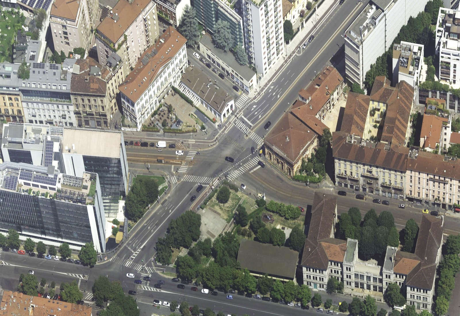 Redevelopment od M. Gioia street in Milan - View of the Gioia Monte Grappa intersection