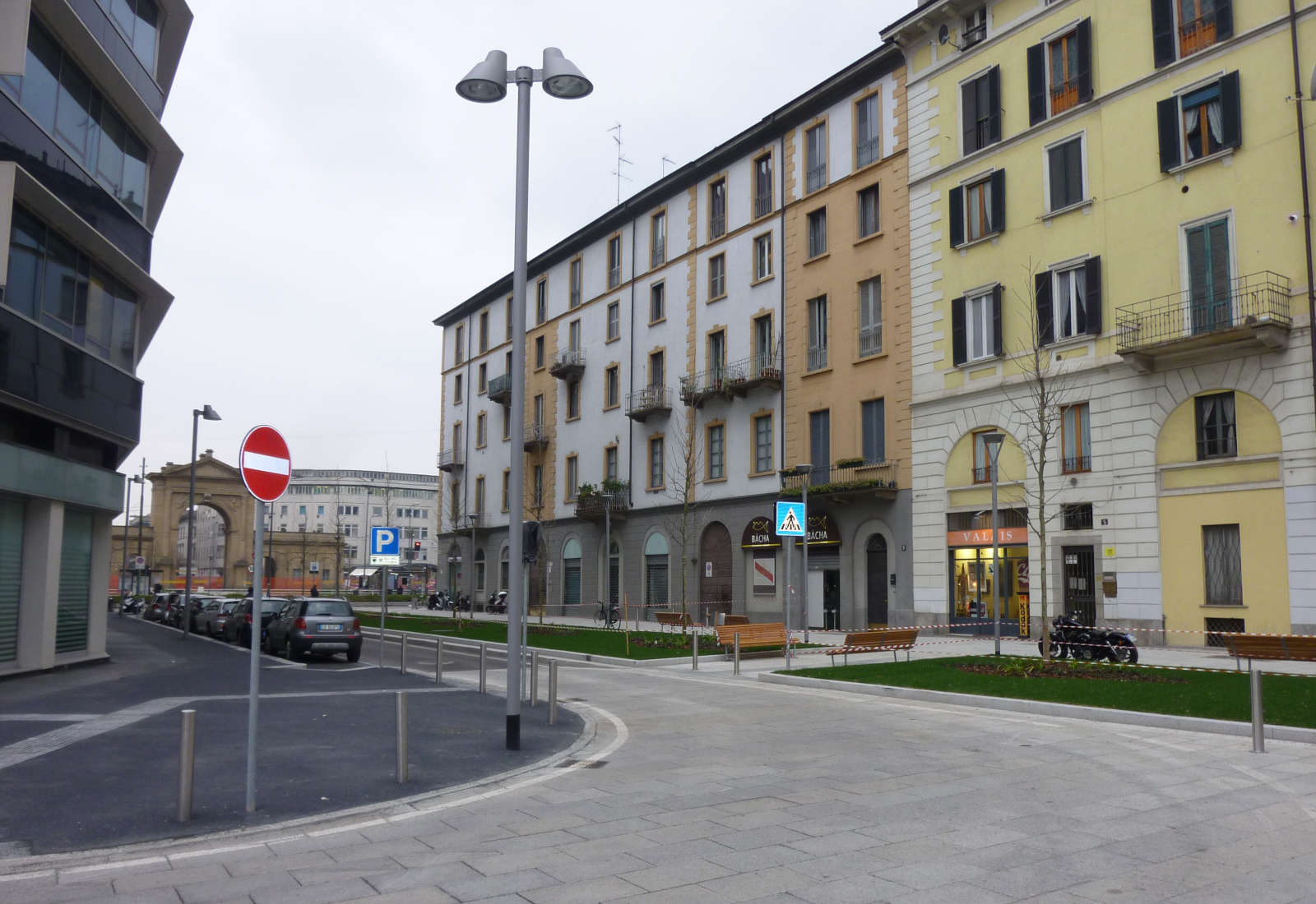 Vespucci street and Principessa Clotilde square in Milan - View