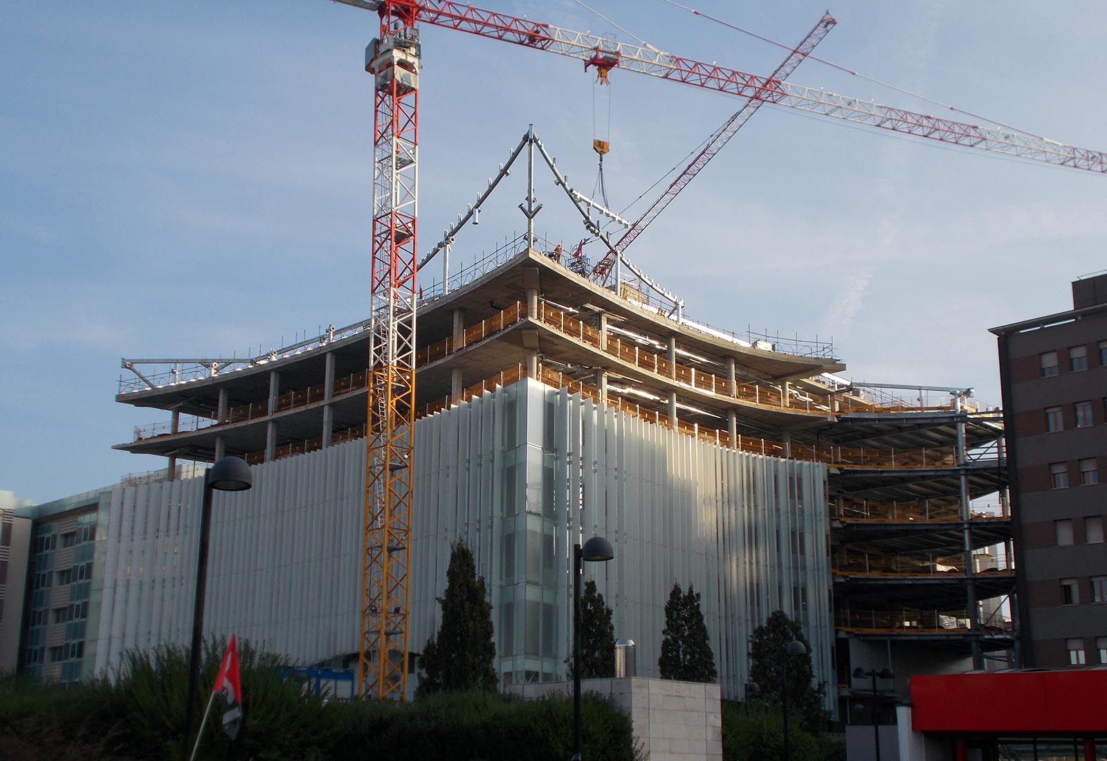 Hospital building in Ospedale San Raffaele in Milan - View