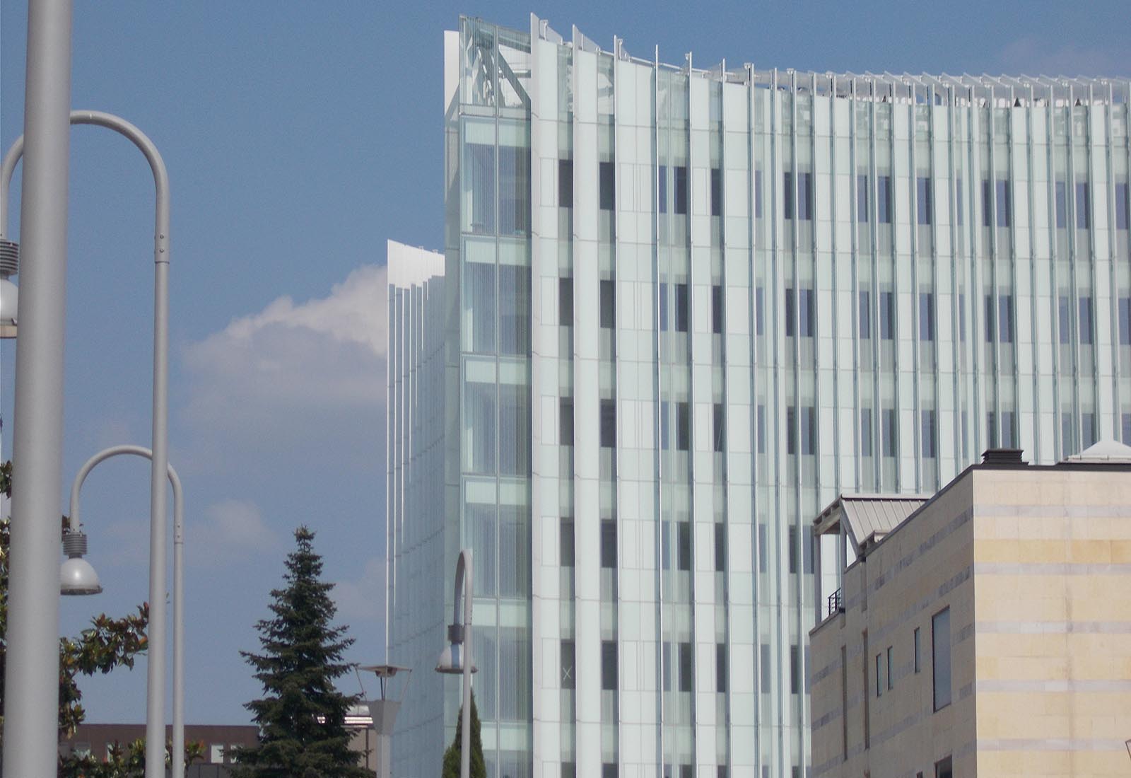 Hospital building in Ospedale San Raffaele in Milan - View