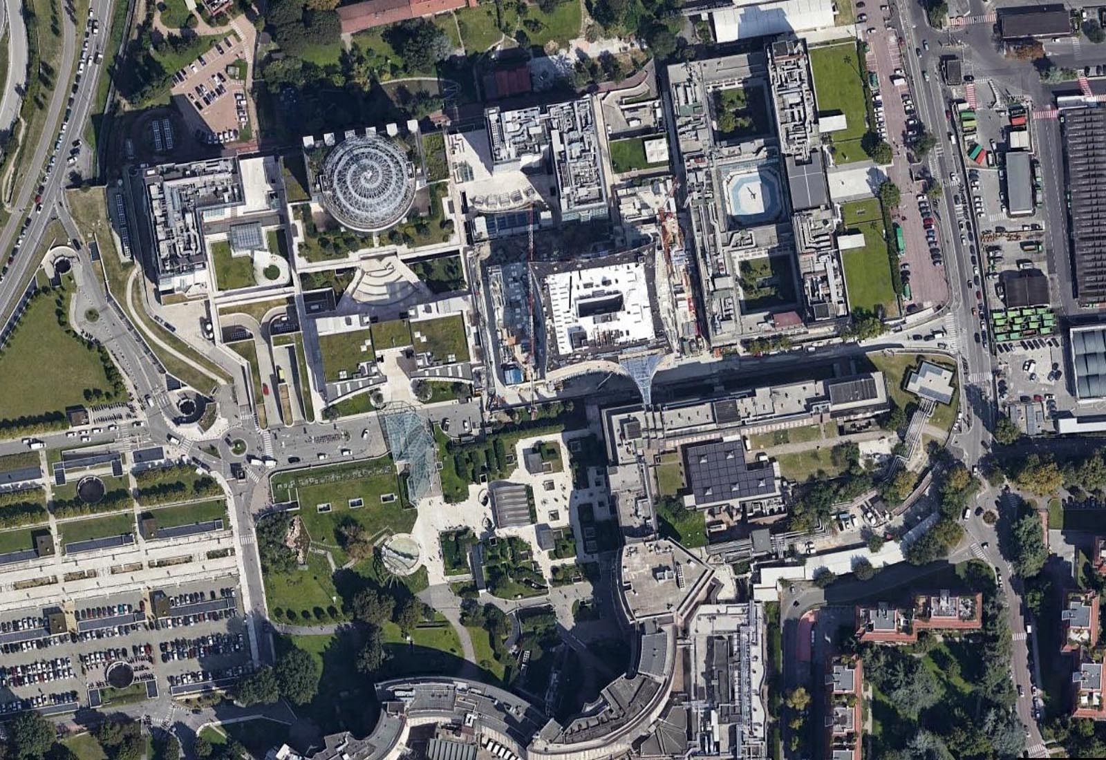 Hospital building in Ospedale San Raffaele in Milan - zenithal aerial view