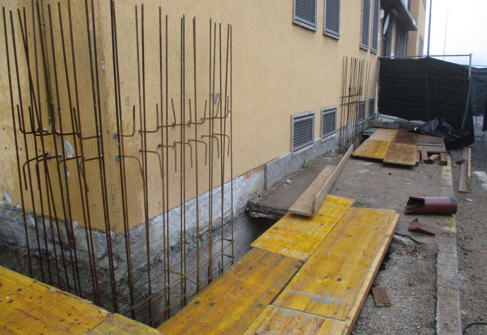 Police station in Parabiago - The construction site