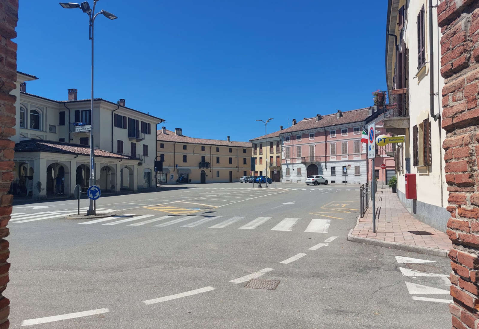 Paltineri square in Pieve del Cairo - Current view