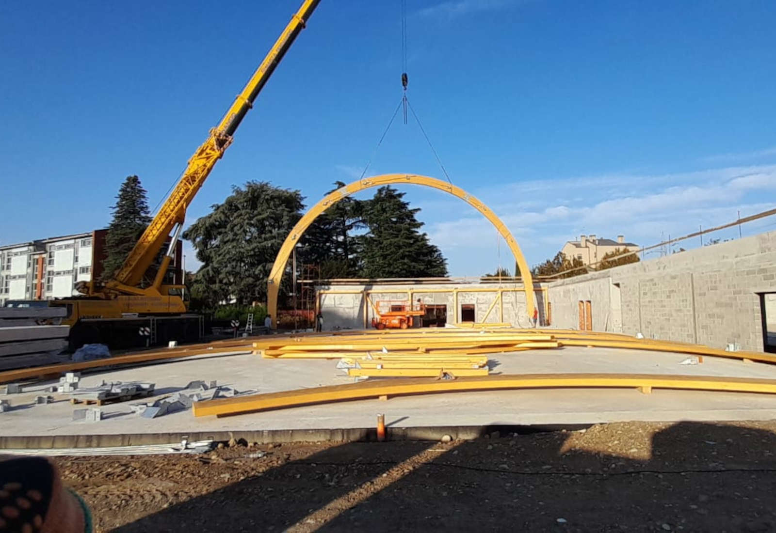 Sports fields and service building in Seregno - The construction site