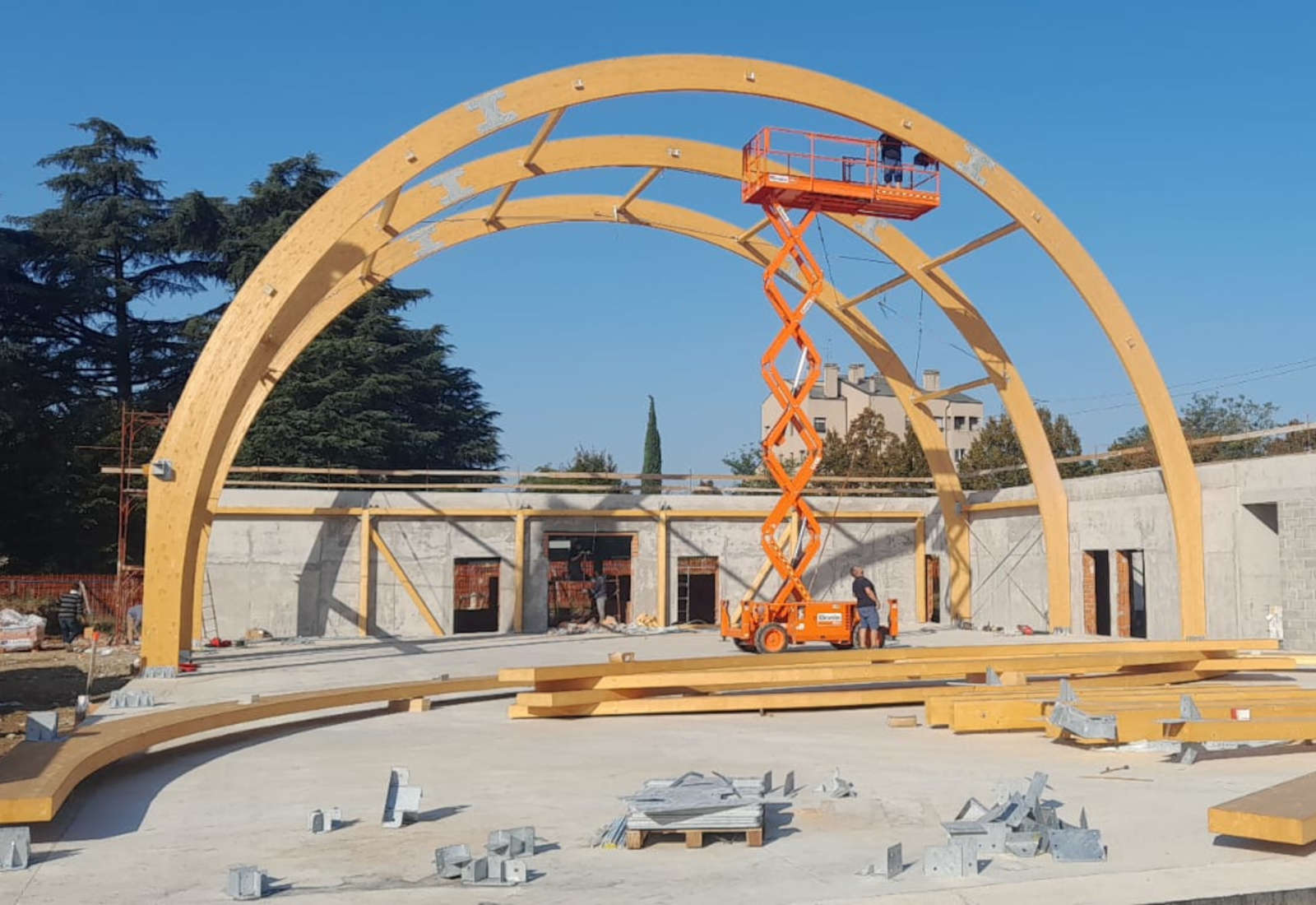 Sports fields and service building in Seregno - The construction site