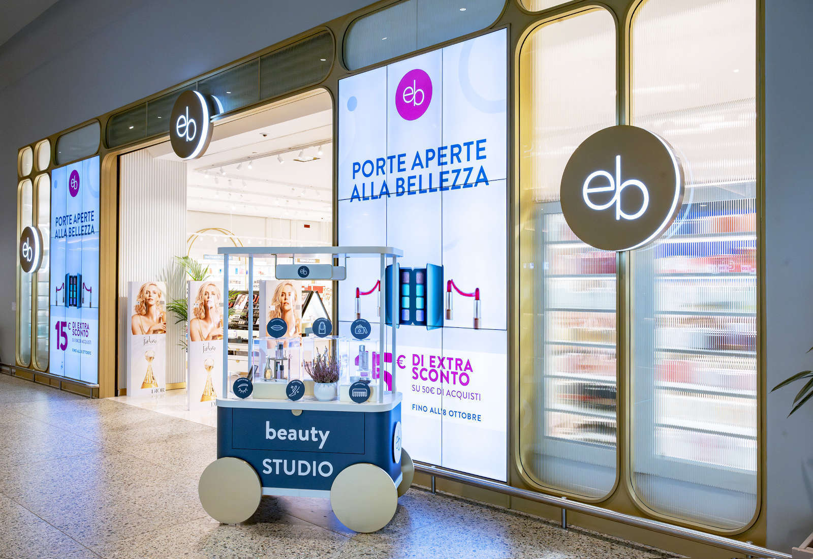 Esserbella perfumery in the Merlata Bloom shopping mall in Milan - View