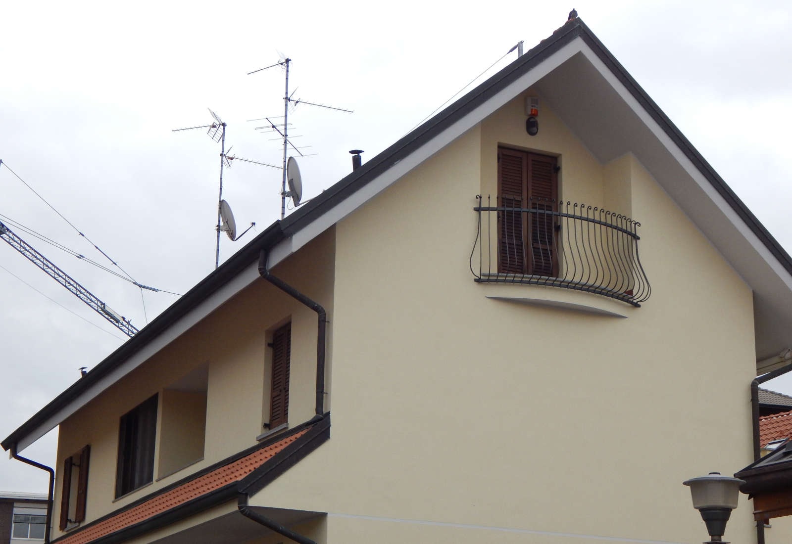 Semi-detached houses in Rho, Acquedotto street - View