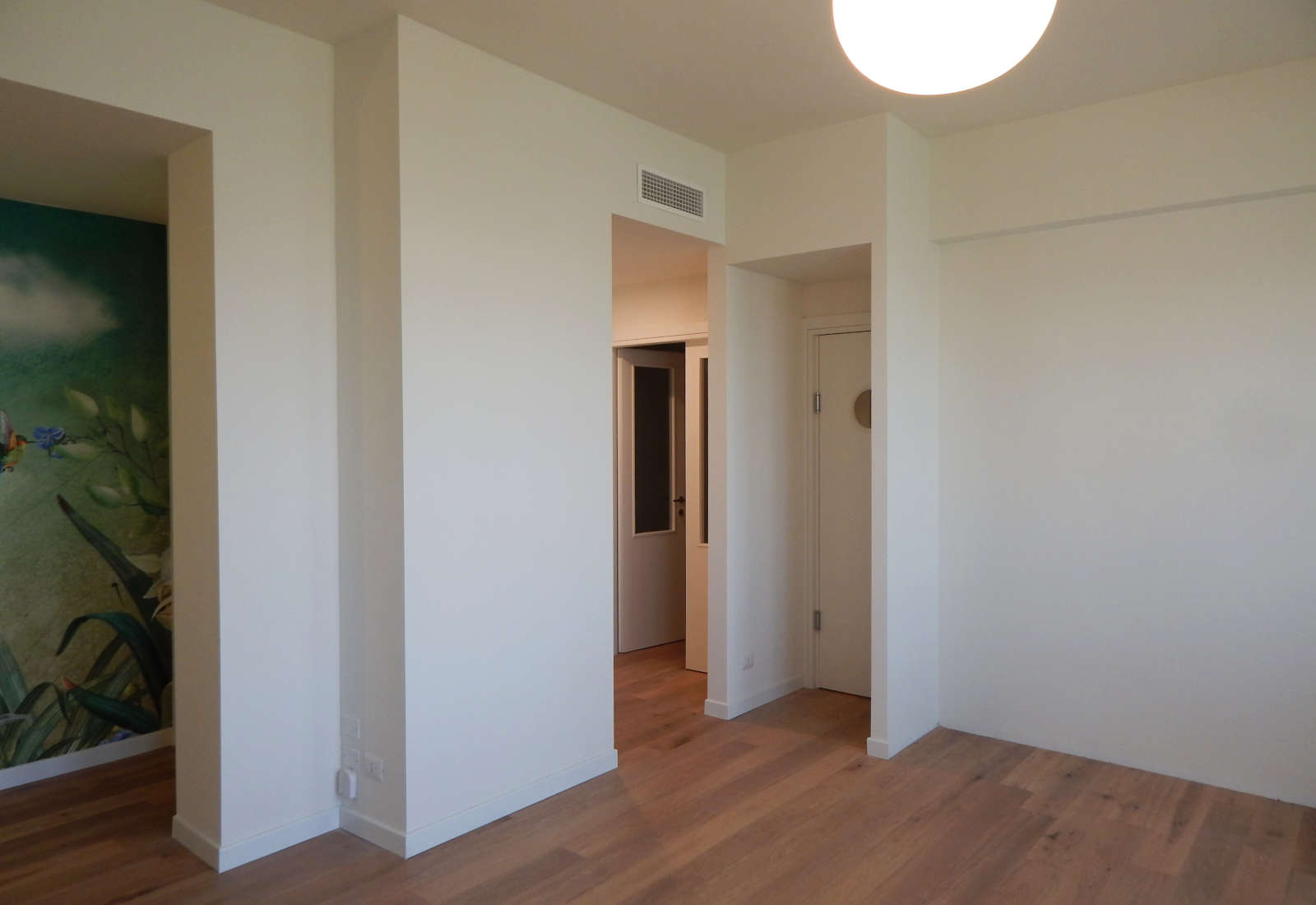 Apartment renovation in Europa boulevard - View