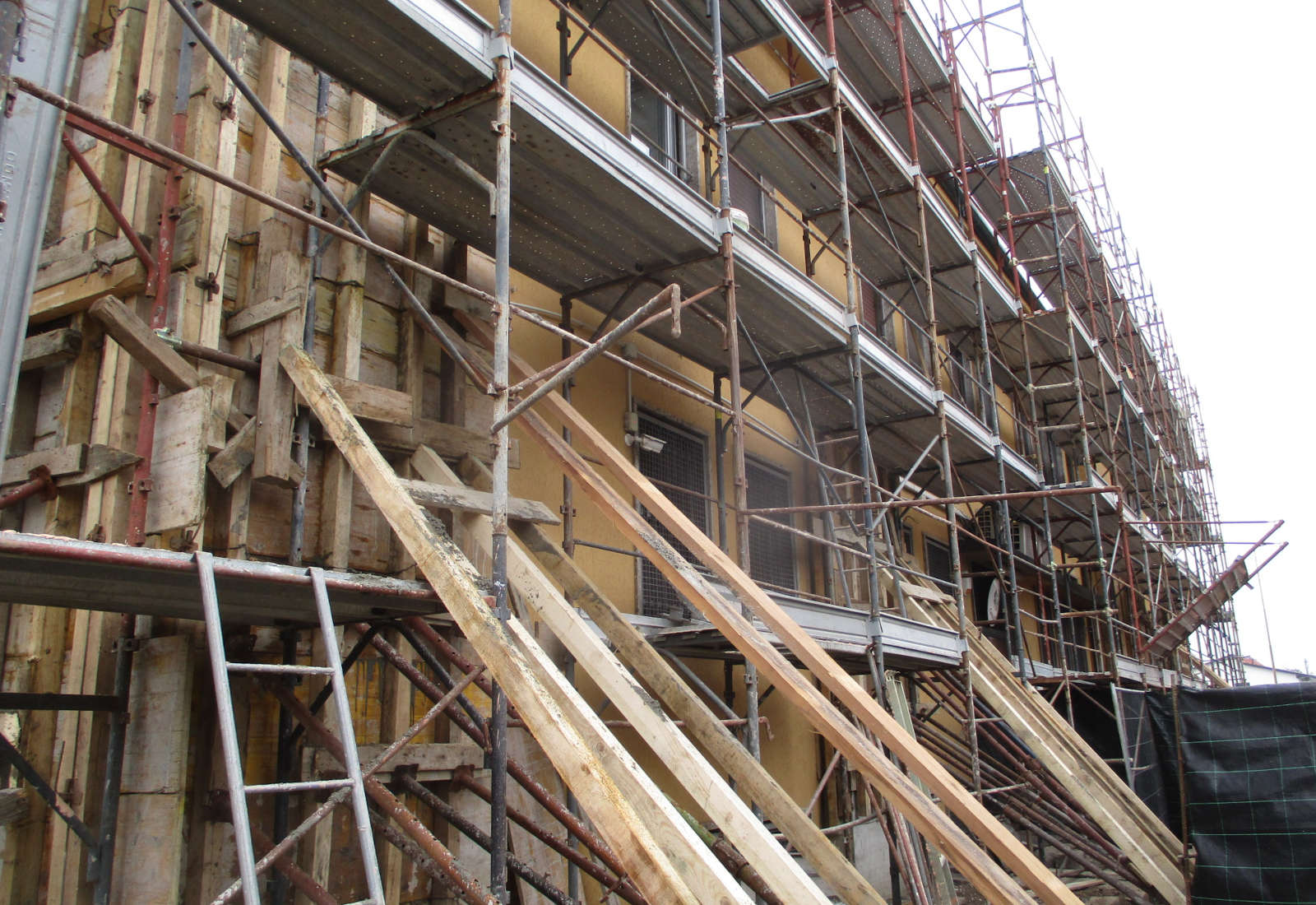 Police station in Parabiago - The construction site