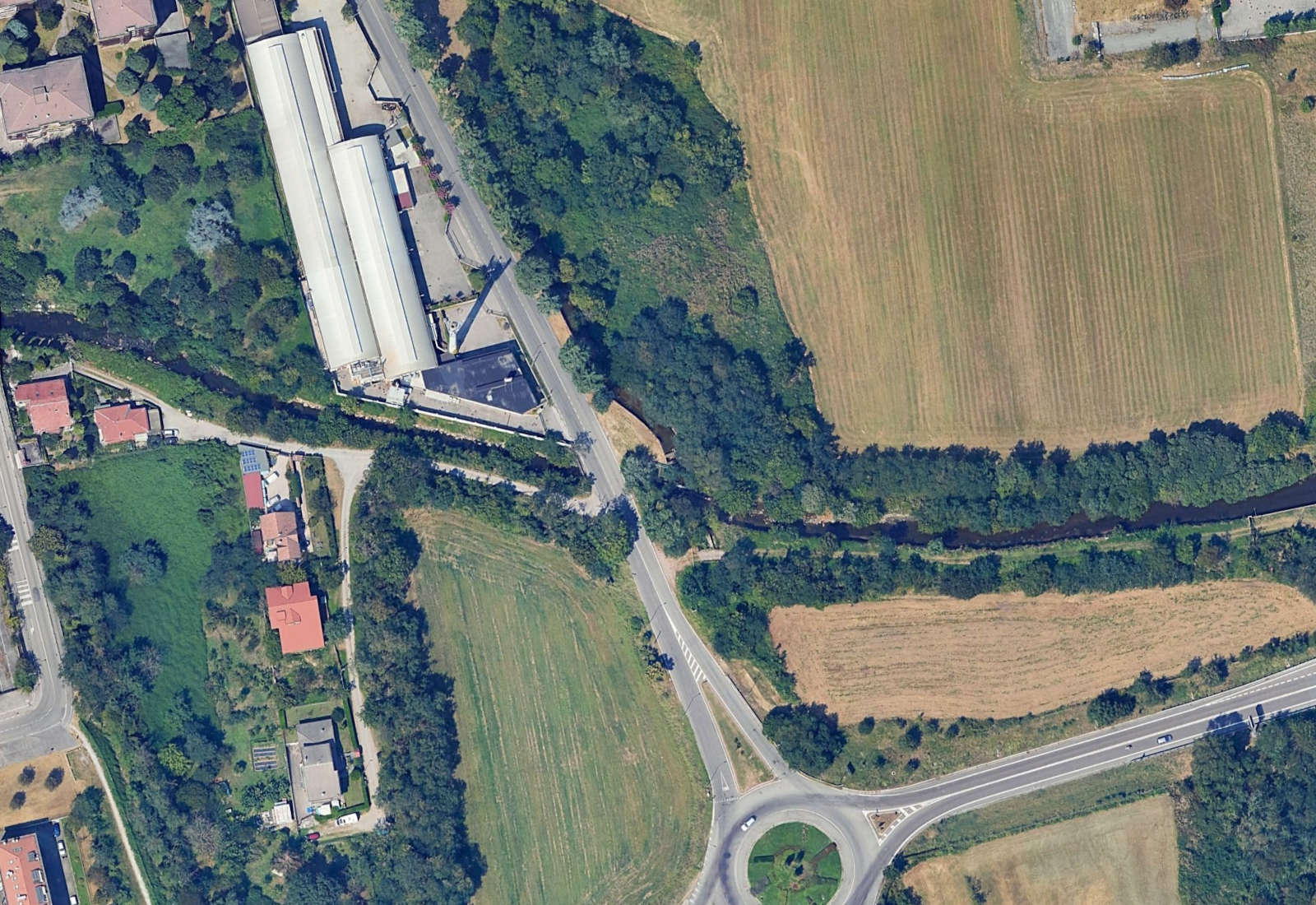 Ghisolfa street bridge over the Olona river in Rho - Aerial view