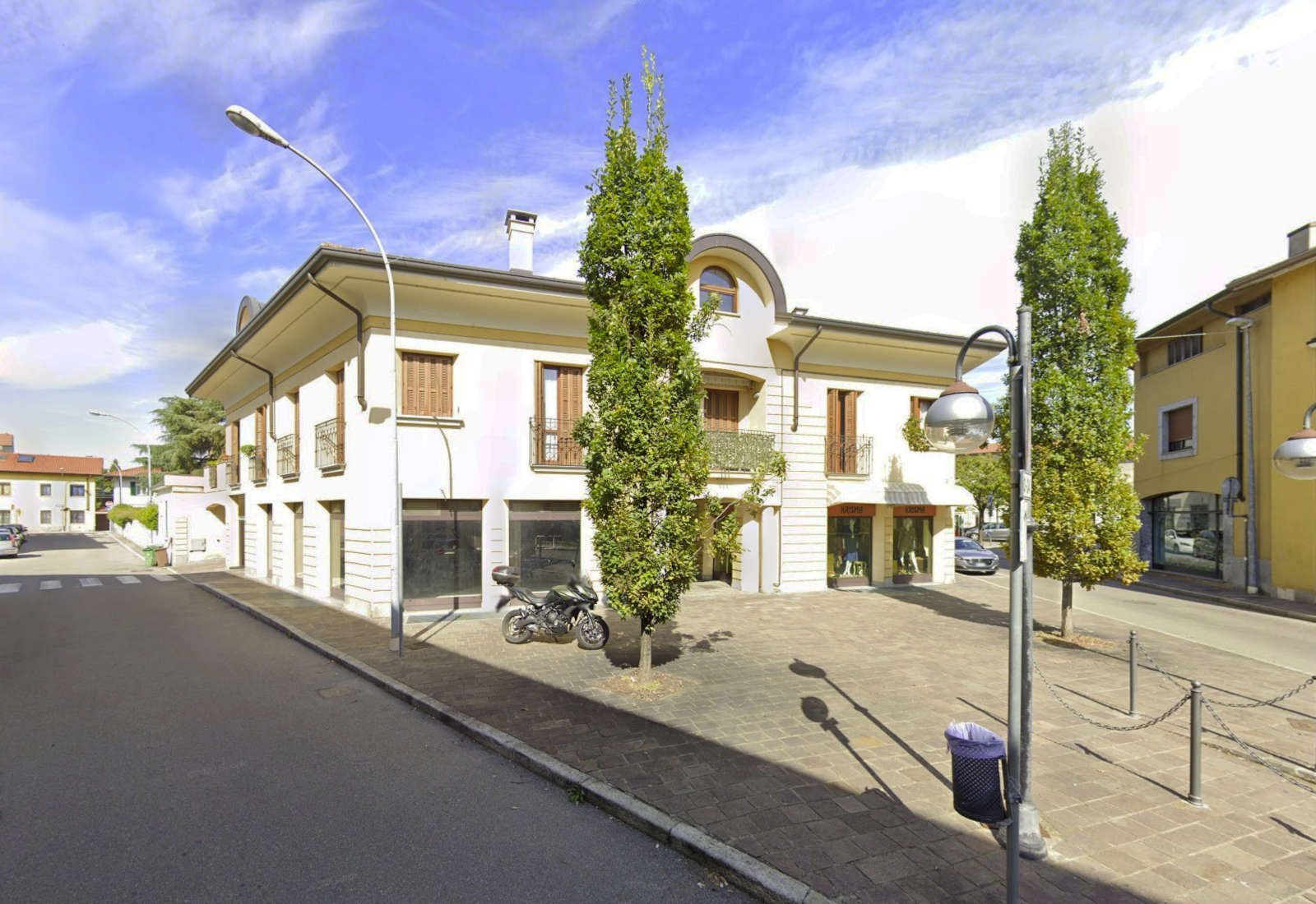 Residential ensemble courtyard in Brisa street, Parabiago - View