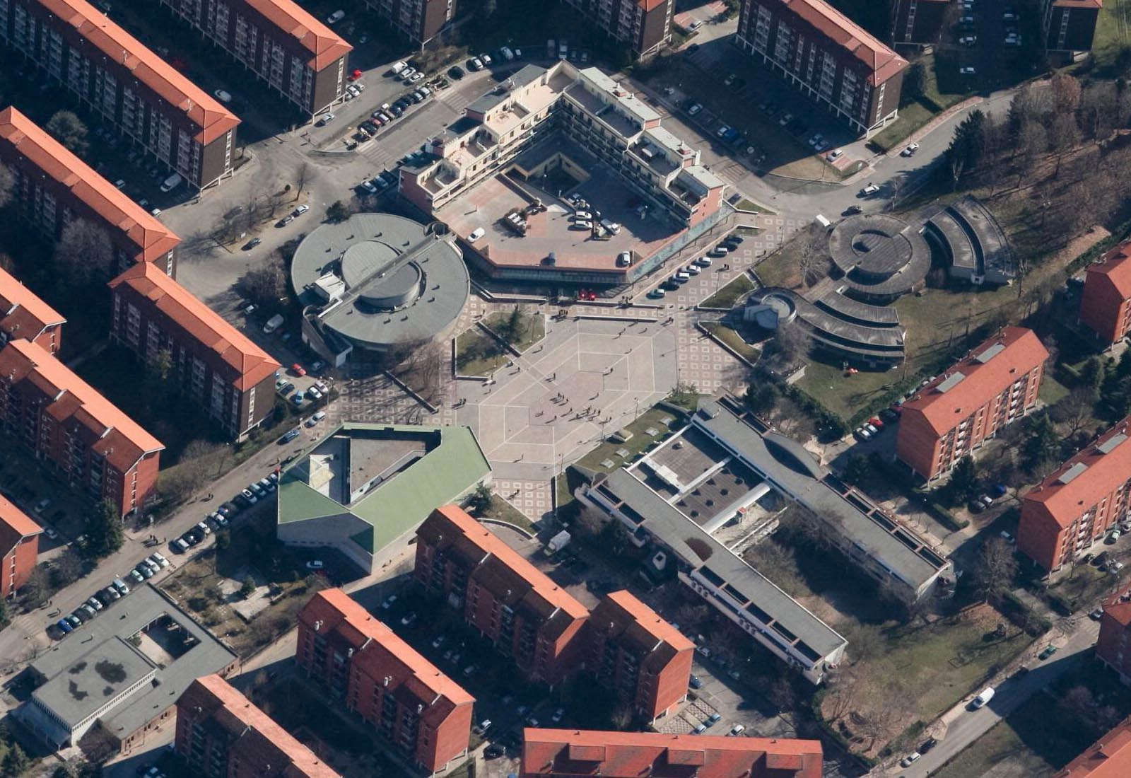 Public service building renovation in Puccini square in Pieve Emanuele - Aerial view